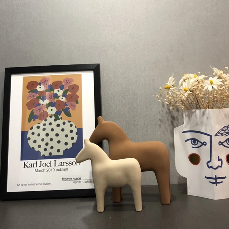 Adornos Nórdicos de Caballo de - Baby Nursery Table reseña y precio